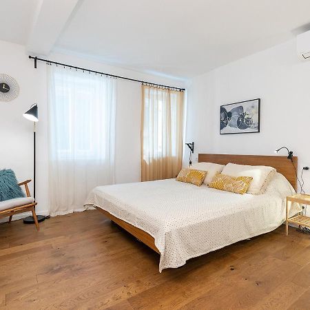 Stylish Studio Apartment Rovinj Exterior foto
