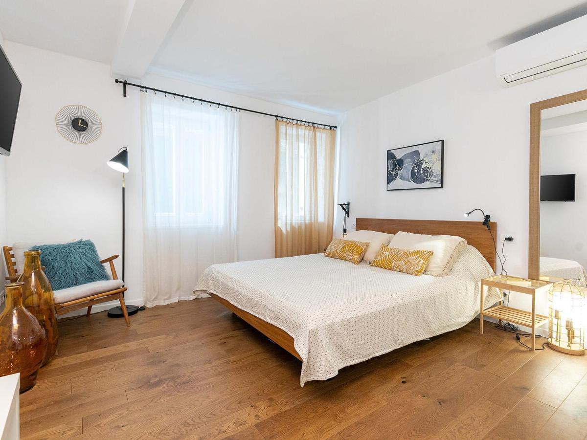 Stylish Studio Apartment Rovinj Exterior foto